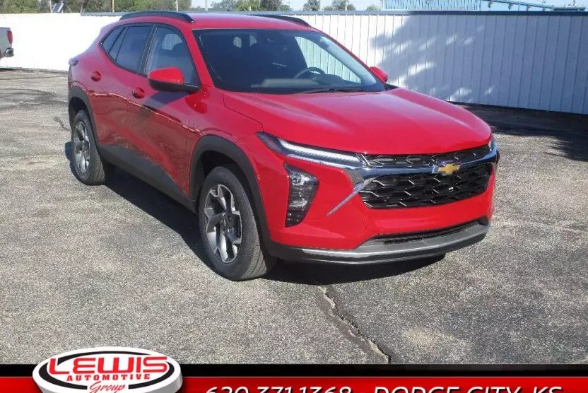 2026 Chevrolet Trax LT photo 1