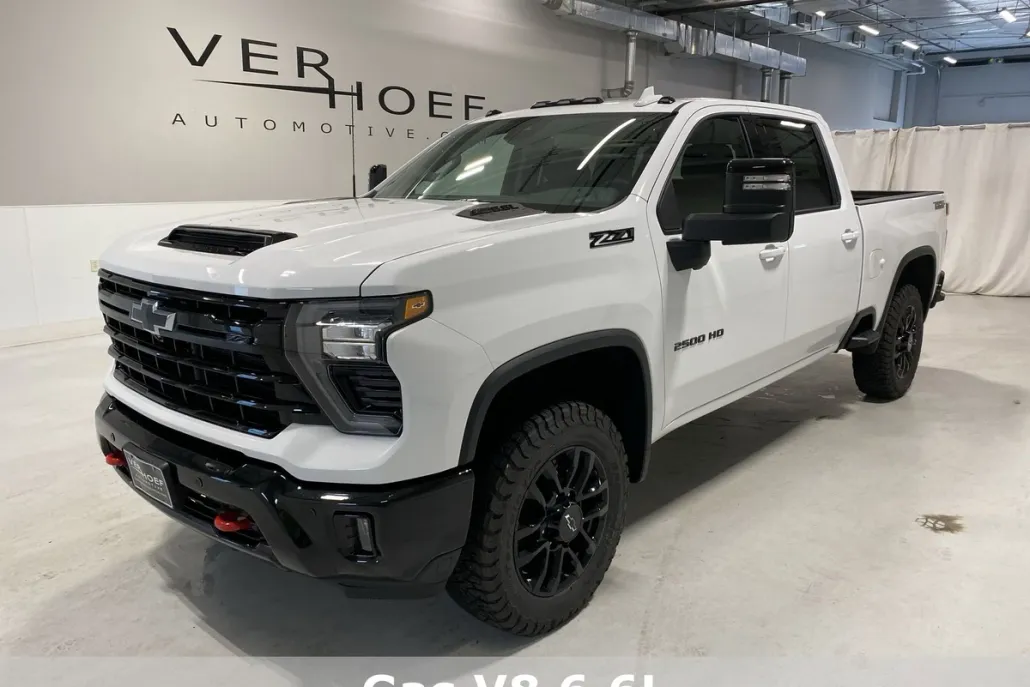 2025 Chevrolet Silverado 2500HD LTZ photo 1