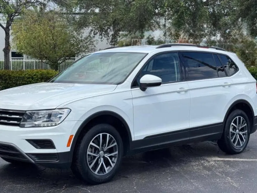 2021 Volkswagen Tiguan S photo 1