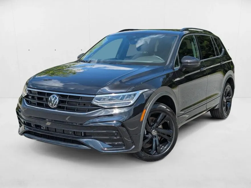 2024 Volkswagen Tiguan SE R-Line Black photo 1