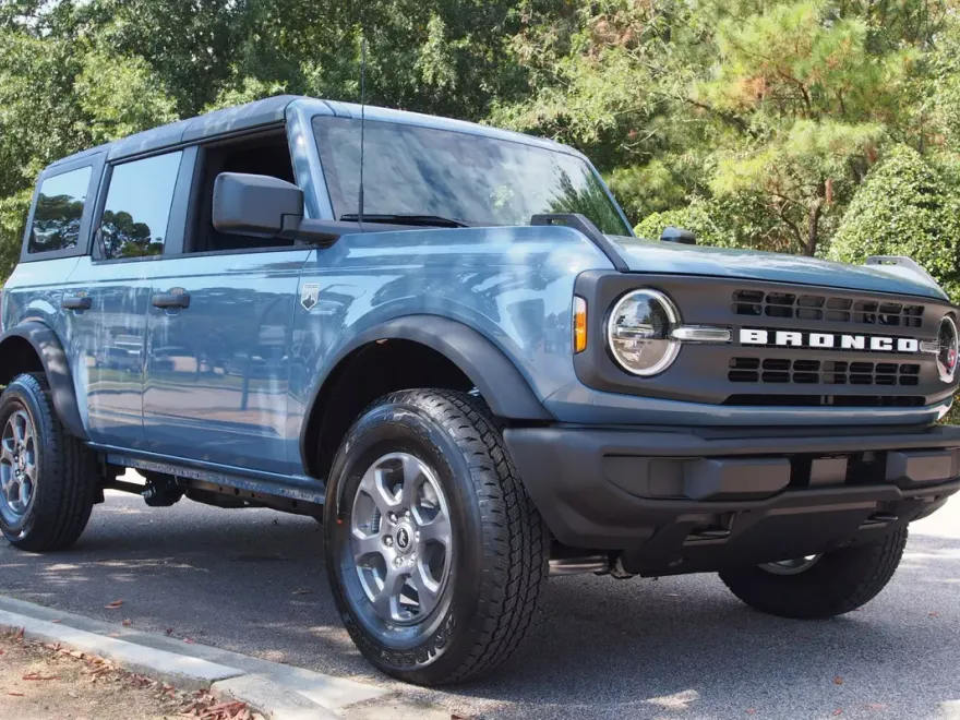 2025 Ford Bronco Big Bend photo 1