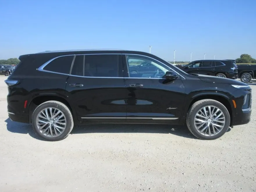 2026 Buick Enclave Avenir photo 1
