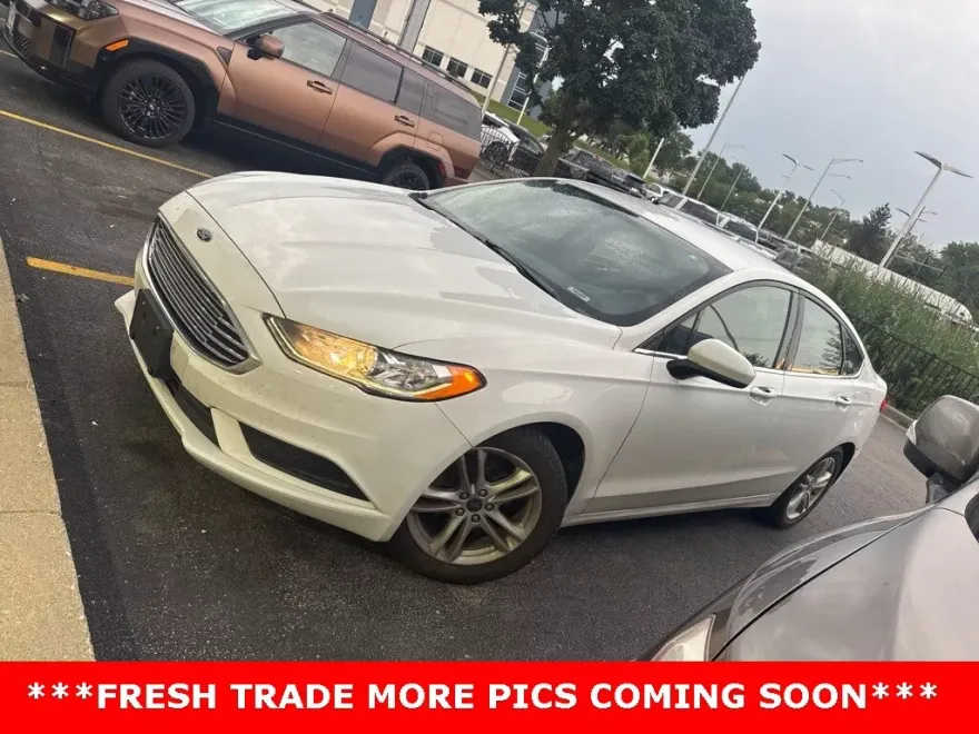 2018 Ford Fusion SE photo 1