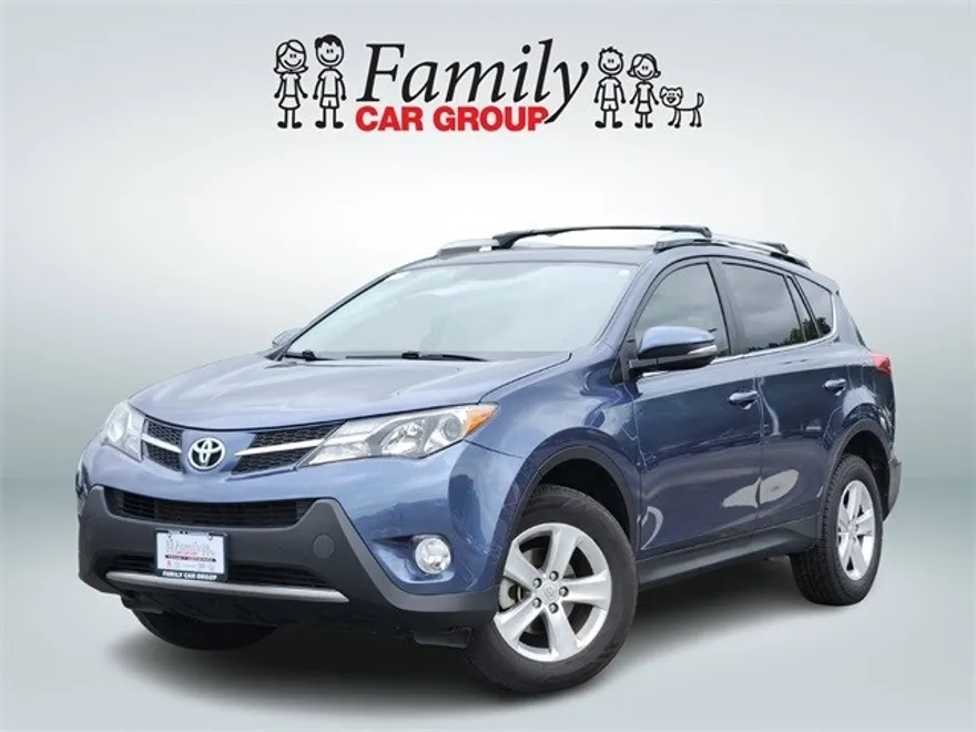 2014 Toyota RAV4 XLE photo 1