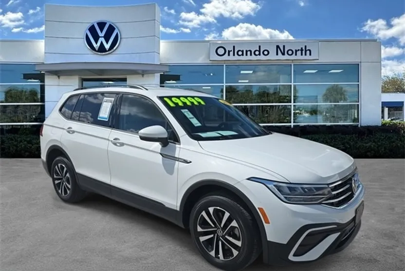2022 Volkswagen Tiguan S photo 1