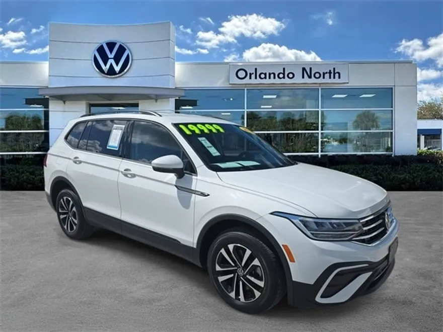 2022 Volkswagen Tiguan S photo 1
