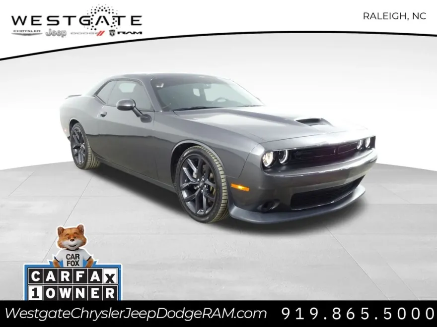 2023 Dodge Challenger GT photo 1