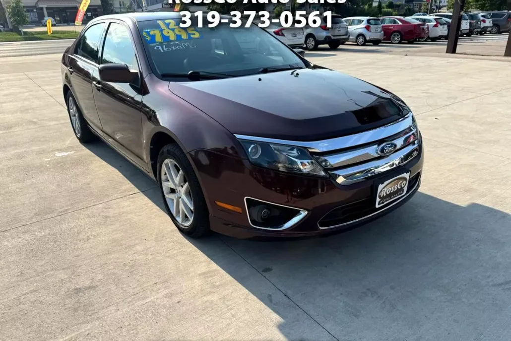 2012 Ford Fusion SEL photo 1