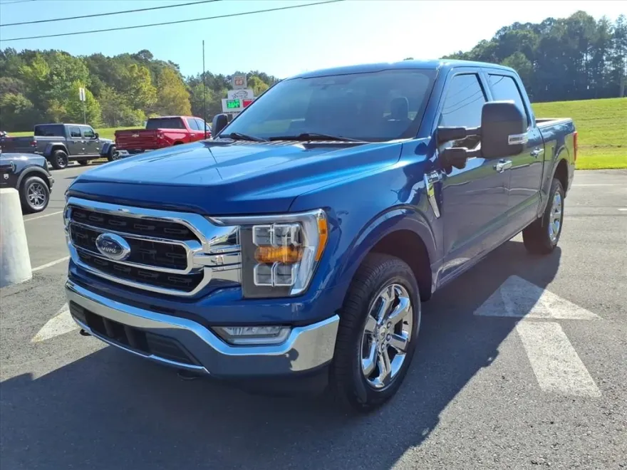2023 Ford F-150 XLT photo 1