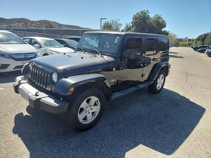 2012 Jeep Wrangler Unlimited Sahara photo 1