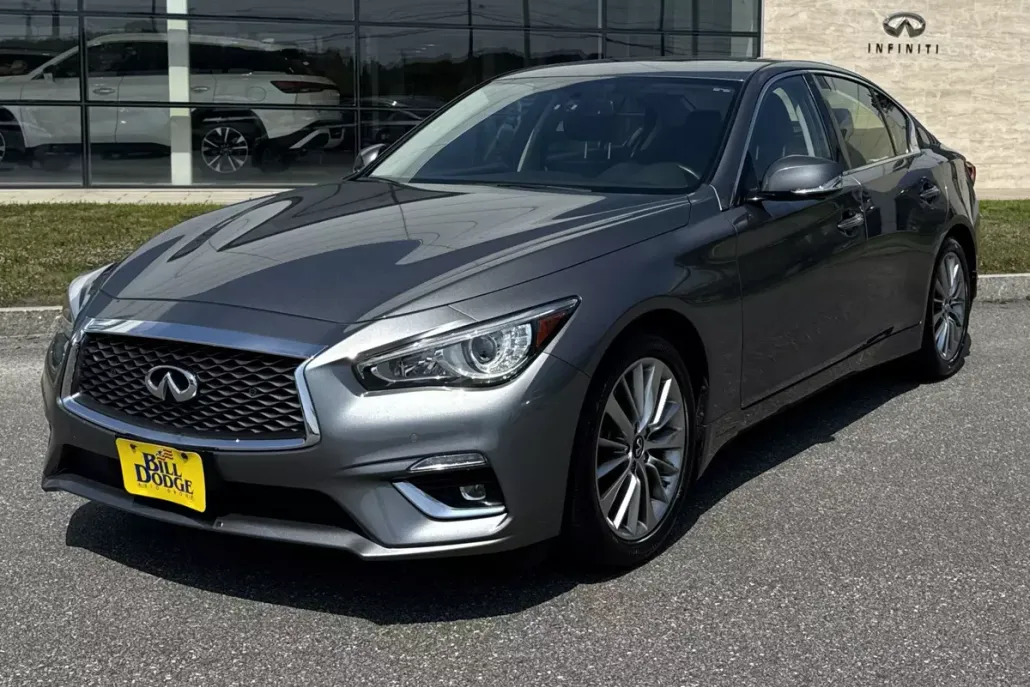 2022 Infiniti Q50 LUXE AWD photo 1