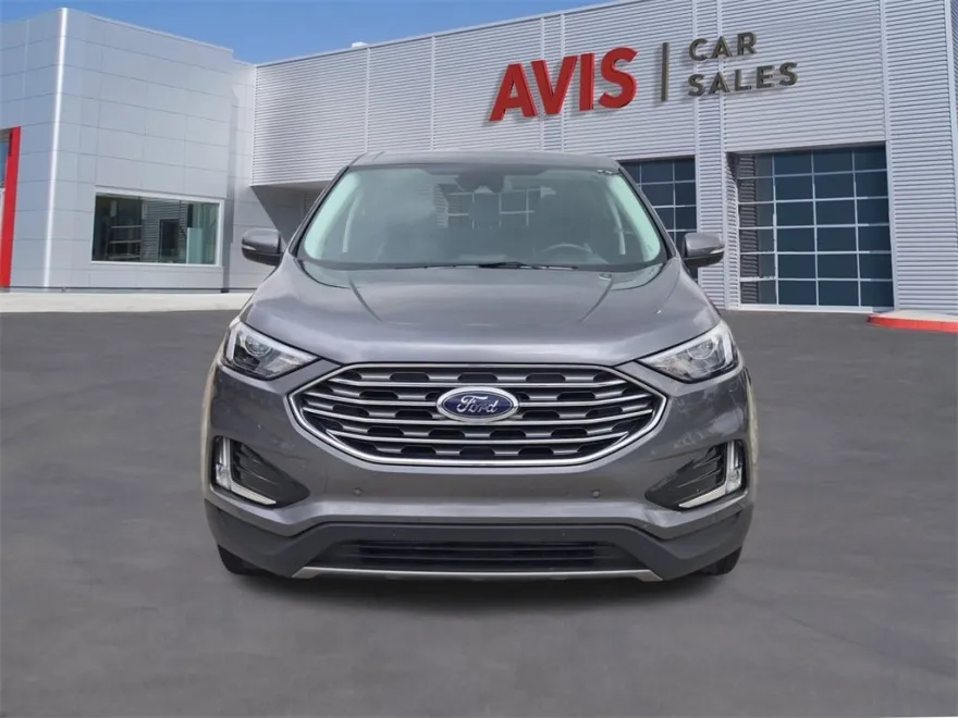 2024 Ford Edge Titanium photo 1