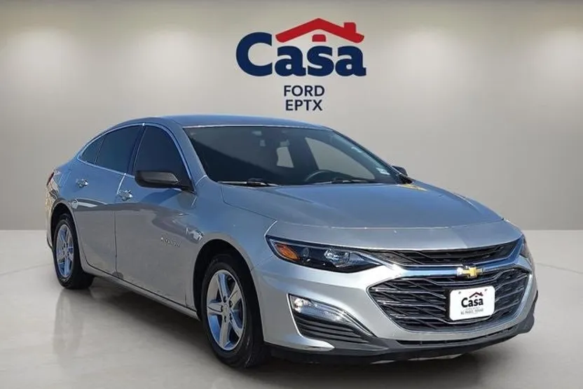 2021 Chevrolet Malibu LS photo 1