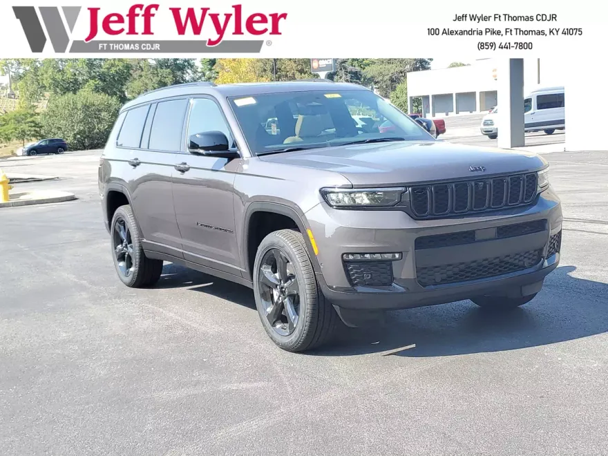 2025 Jeep Grand Cherokee Limited photo 1
