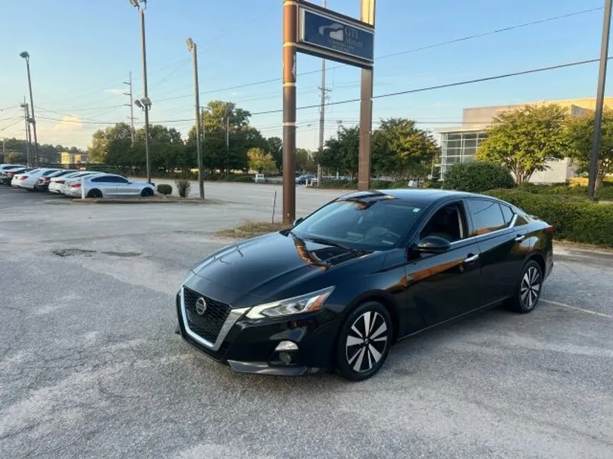 2019 Nissan Altima 2.5 SL photo 1