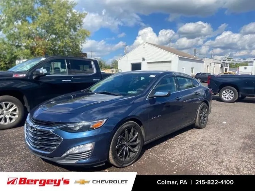 2022 Chevrolet Malibu 1LT photo 1
