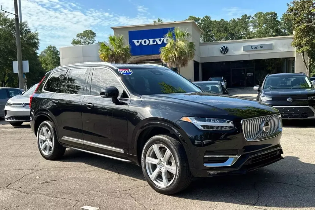 2024 Volvo XC90 B5 Core photo 1