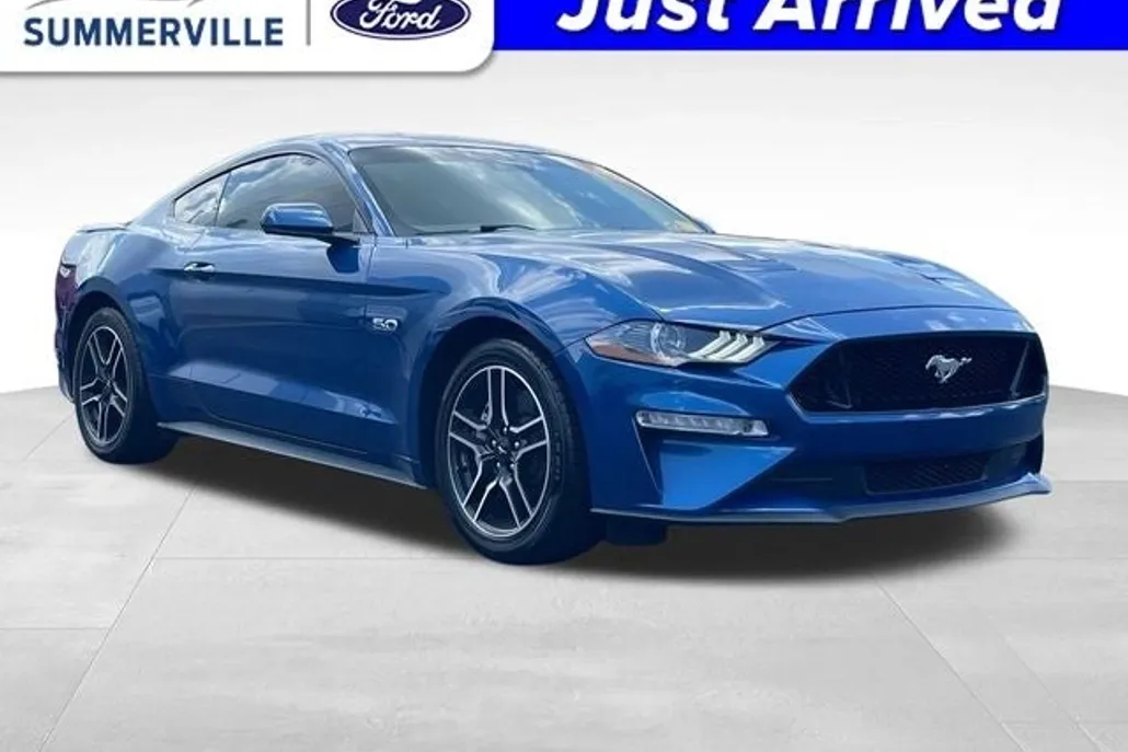2022 Ford Mustang GT Premium photo 1