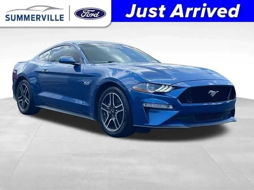 2022 Ford Mustang GT Premium photo 1