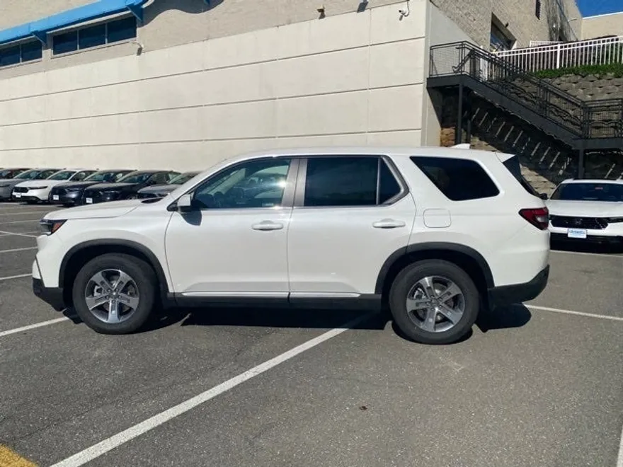 2025 Honda Pilot EX-L photo 1