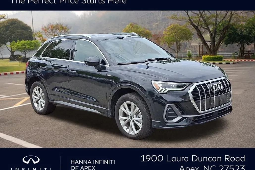 2022 Audi Q3 Premium Plus S line photo 1