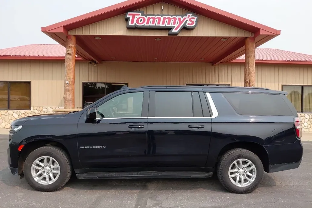 2021 Chevrolet Suburban photo 1