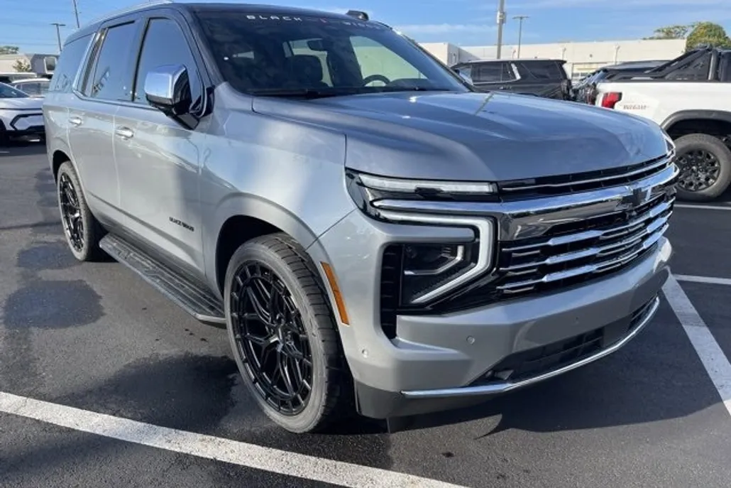 2025 Chevrolet Tahoe Premier photo 1