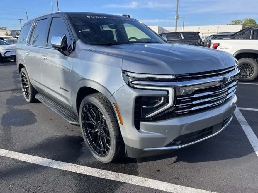 2025 Chevrolet Tahoe Premier photo 1
