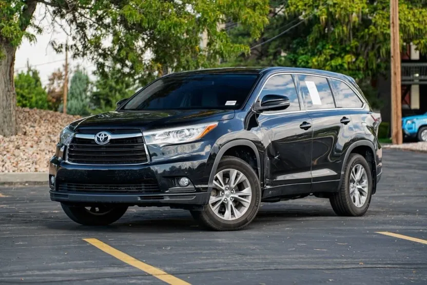 2015 Toyota Highlander Base Hybrid photo 1