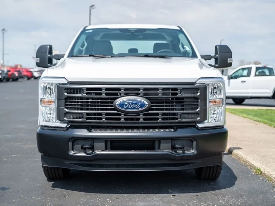 2025 Ford F-250 XL photo 1