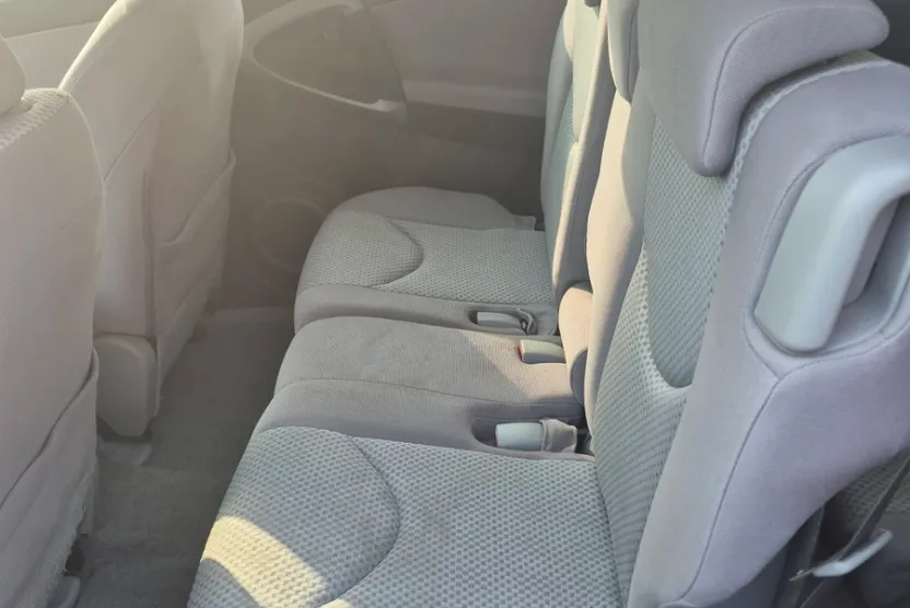 2008 Toyota RAV4 Base photo 1