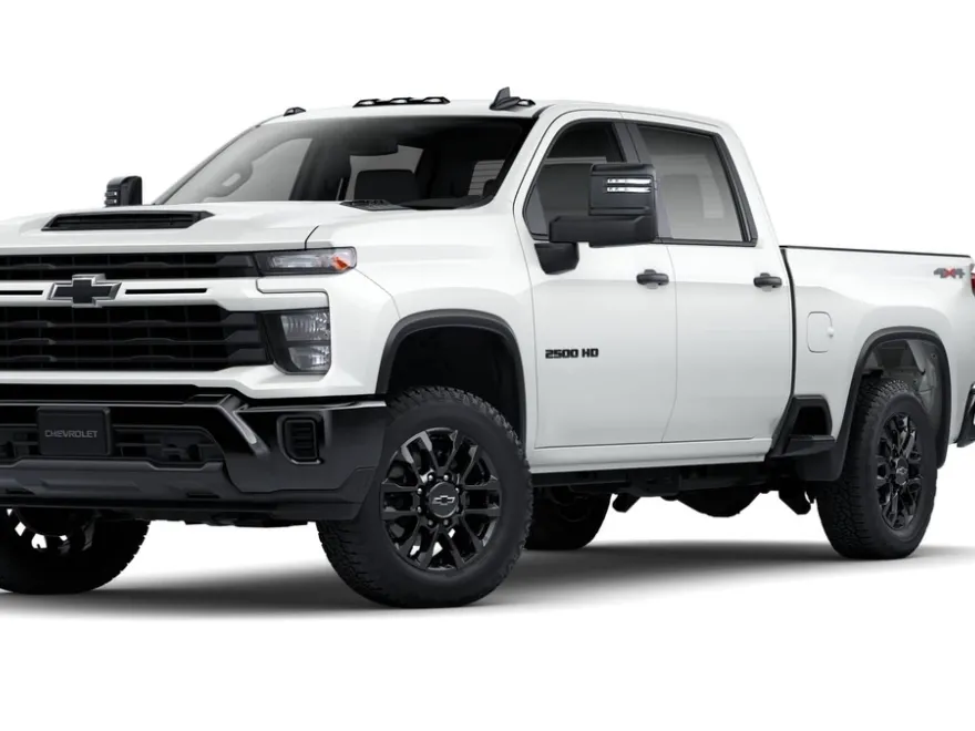 2025 Chevrolet Silverado 2500HD Custom photo 1