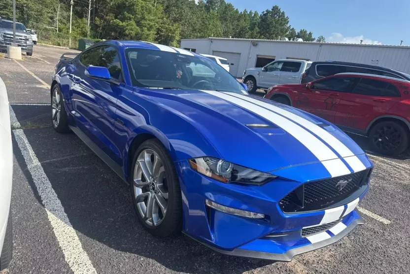 2023 Ford Mustang GT Premium photo 1