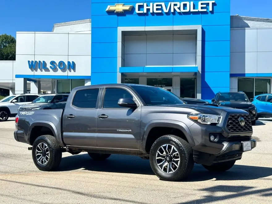 2021 Toyota Tacoma 4x4 SR photo 1