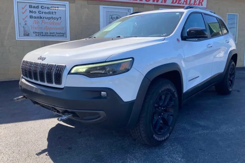 2022 Jeep Cherokee Trailhawk photo 1