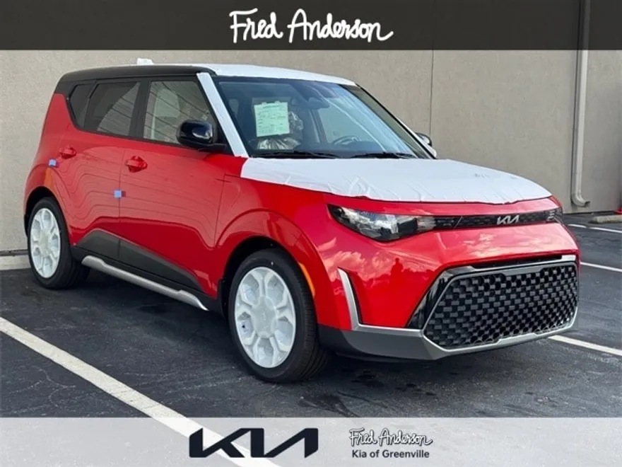 2025 Kia Soul EX photo 1