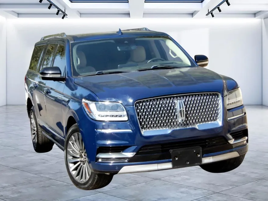 2019 Lincoln Navigator L Reserve photo 1