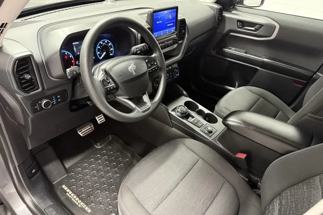 2023 Ford Bronco Sport Base photo 1