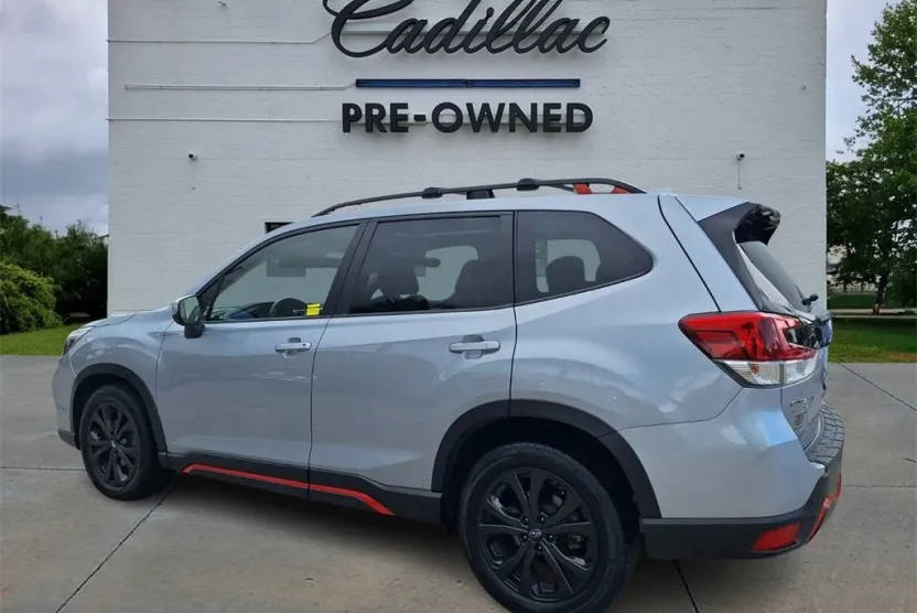 2021 Subaru Forester Sport photo 1