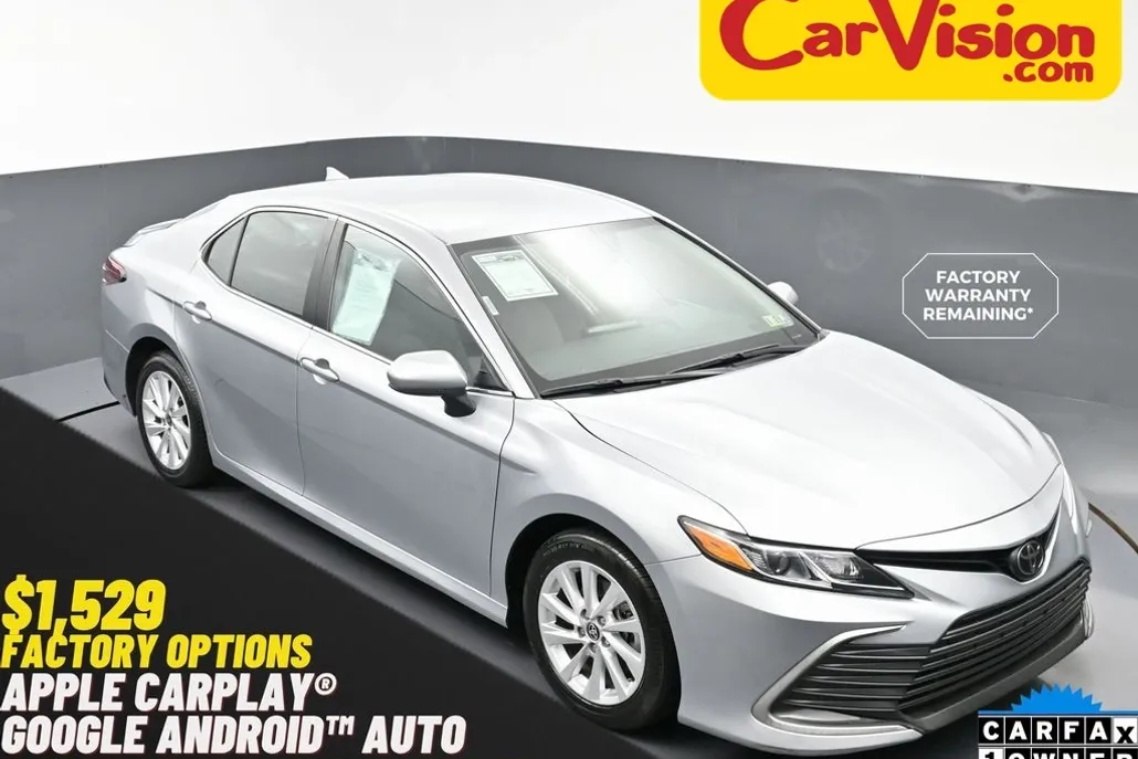 2024 Toyota Camry LE photo 1