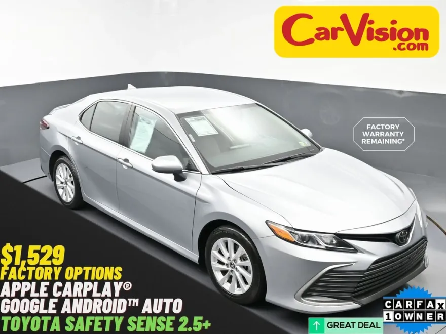 2024 Toyota Camry LE photo 1