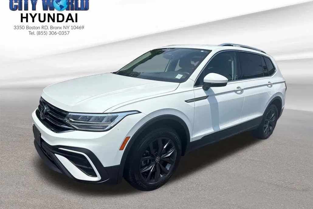 2022 Volkswagen Tiguan SE photo 1