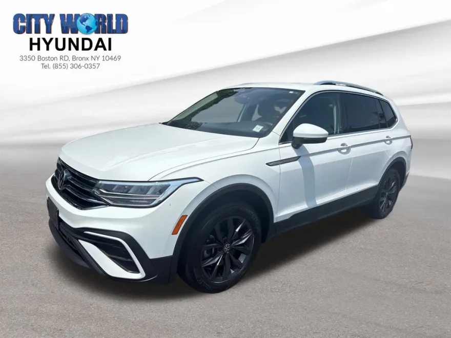 2022 Volkswagen Tiguan SE photo 1