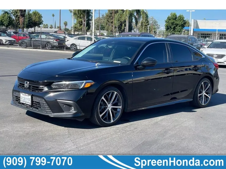 2023 Honda Civic Touring photo 1