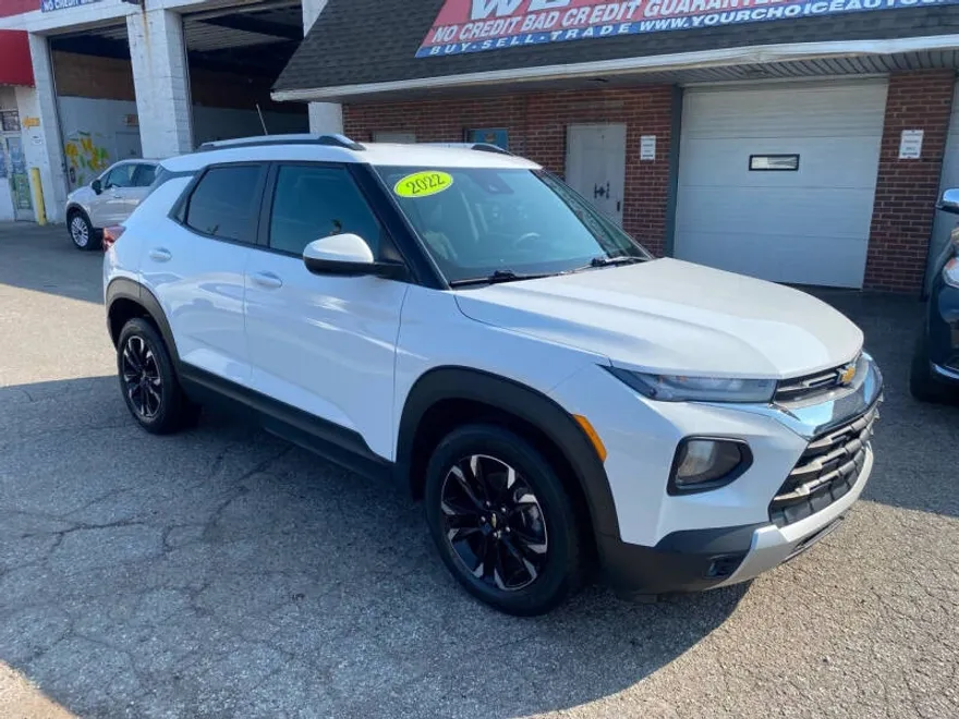2022 Chevrolet Trailblazer LT photo 1