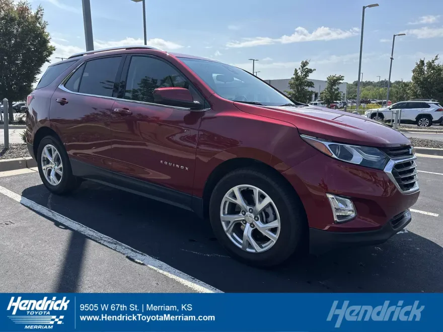 2020 Chevrolet Equinox LT photo 1