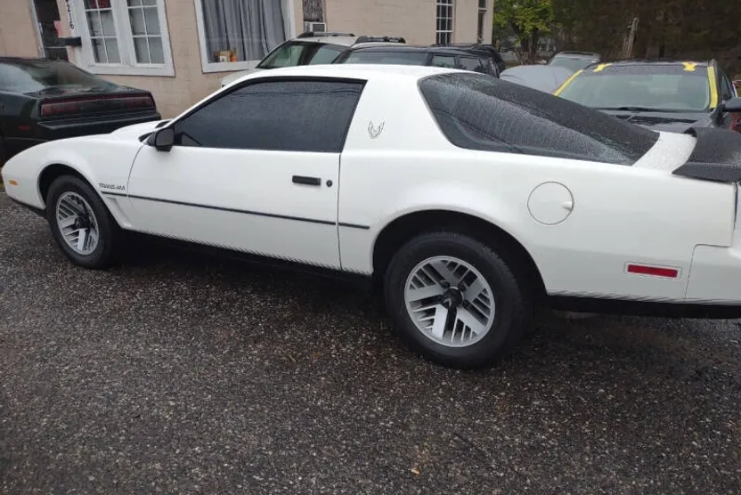 1983 Pontiac Firebird TRANS AM photo 1