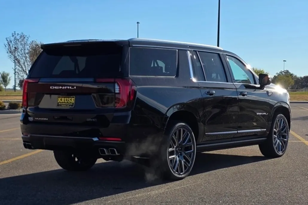 2026 Gmc Yukon XL Denali Ultimate photo 1