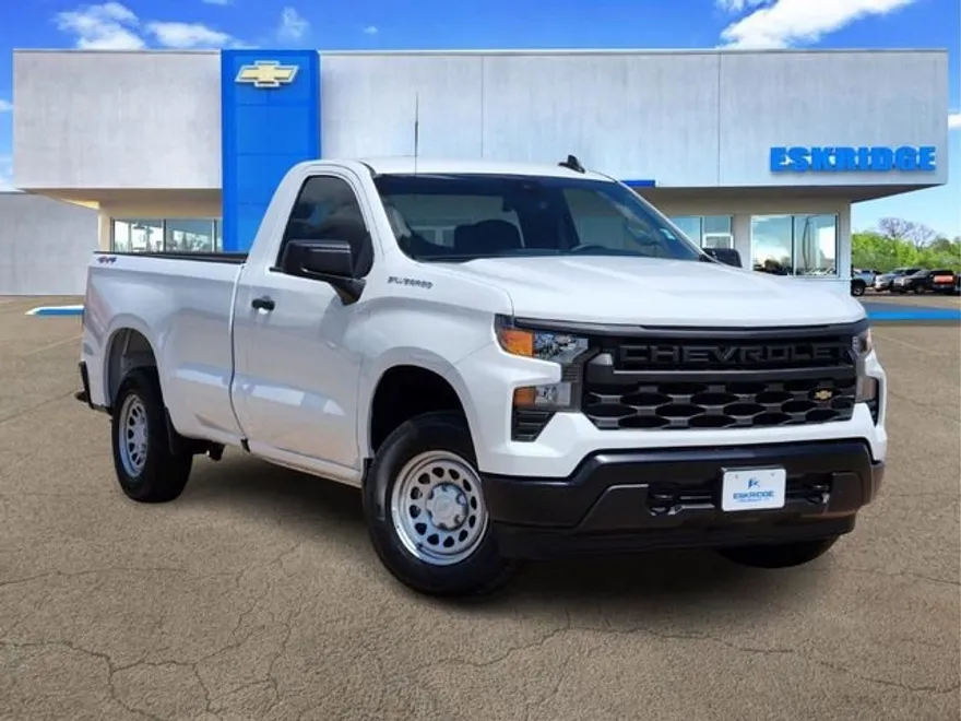 2025 Chevrolet Silverado 1500 photo 1