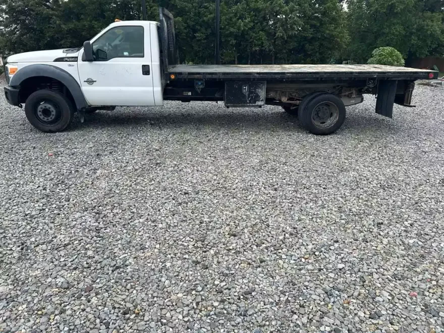 2011 Ford F-450 XL photo 1